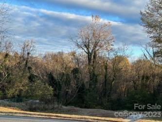 631 S Grove St., Lincolnton, NC 28092