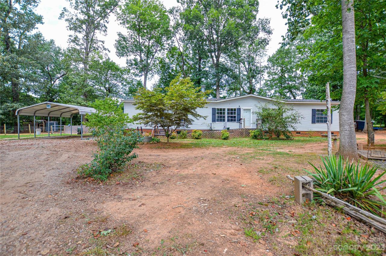 1185 Song Bird Ln., Rockwell, NC 28138