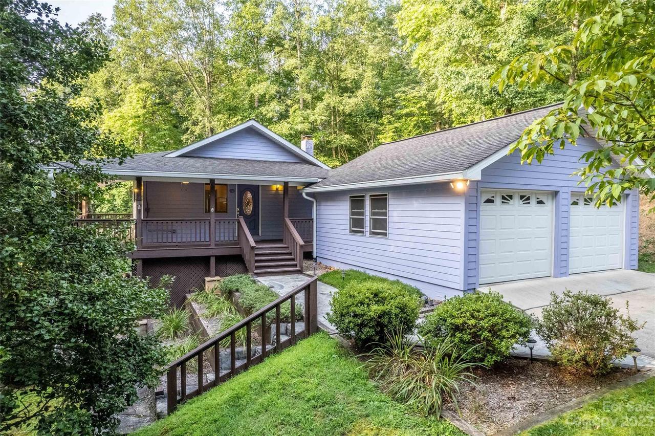 15 Sky Ridge Ct., Sylva, NC 28779