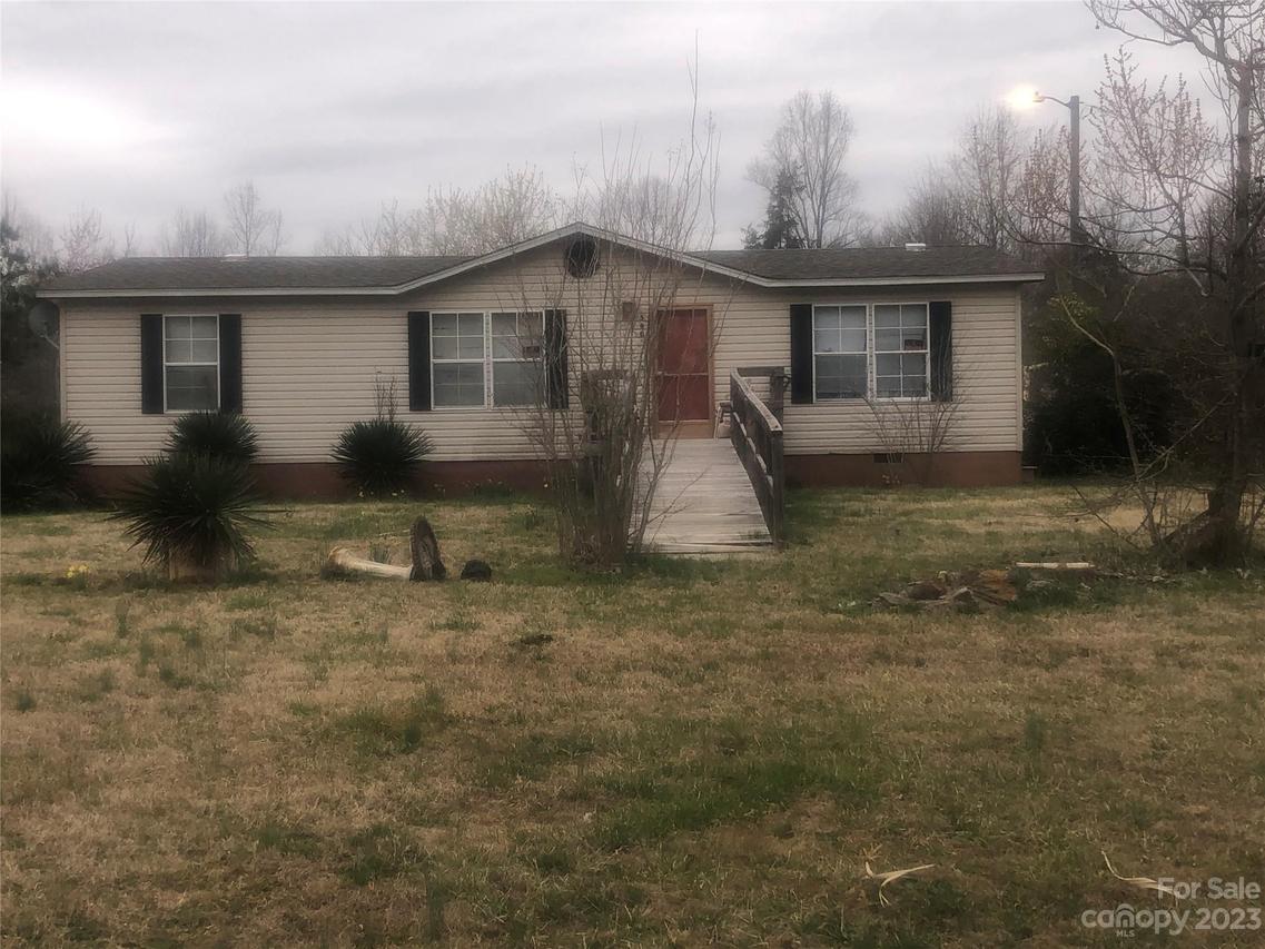 560 Jm Lovelace Rd., Ellenboro, NC 28040