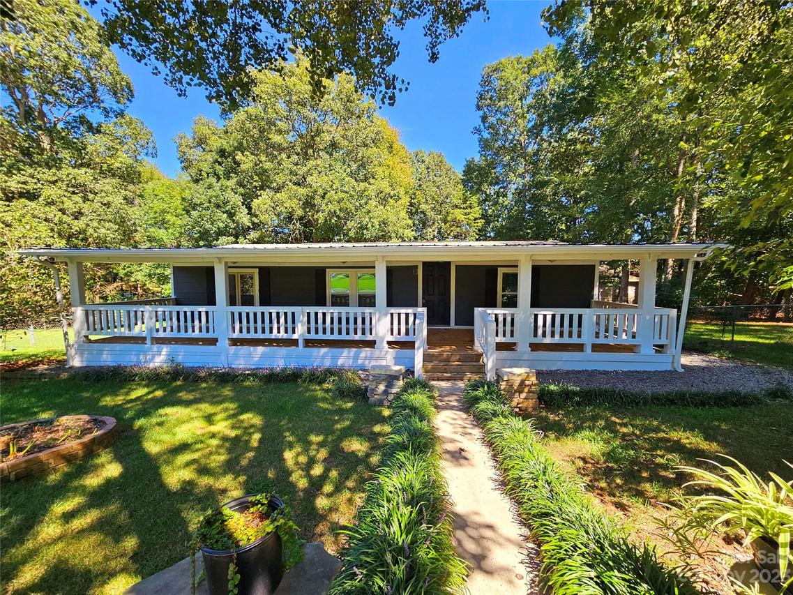 3098 Hollywood Dr. #10-13, Gastonia, NC 28052