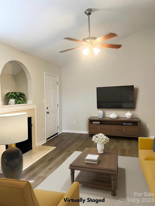 10906 Olde English Dr., Charlotte, NC 28216
