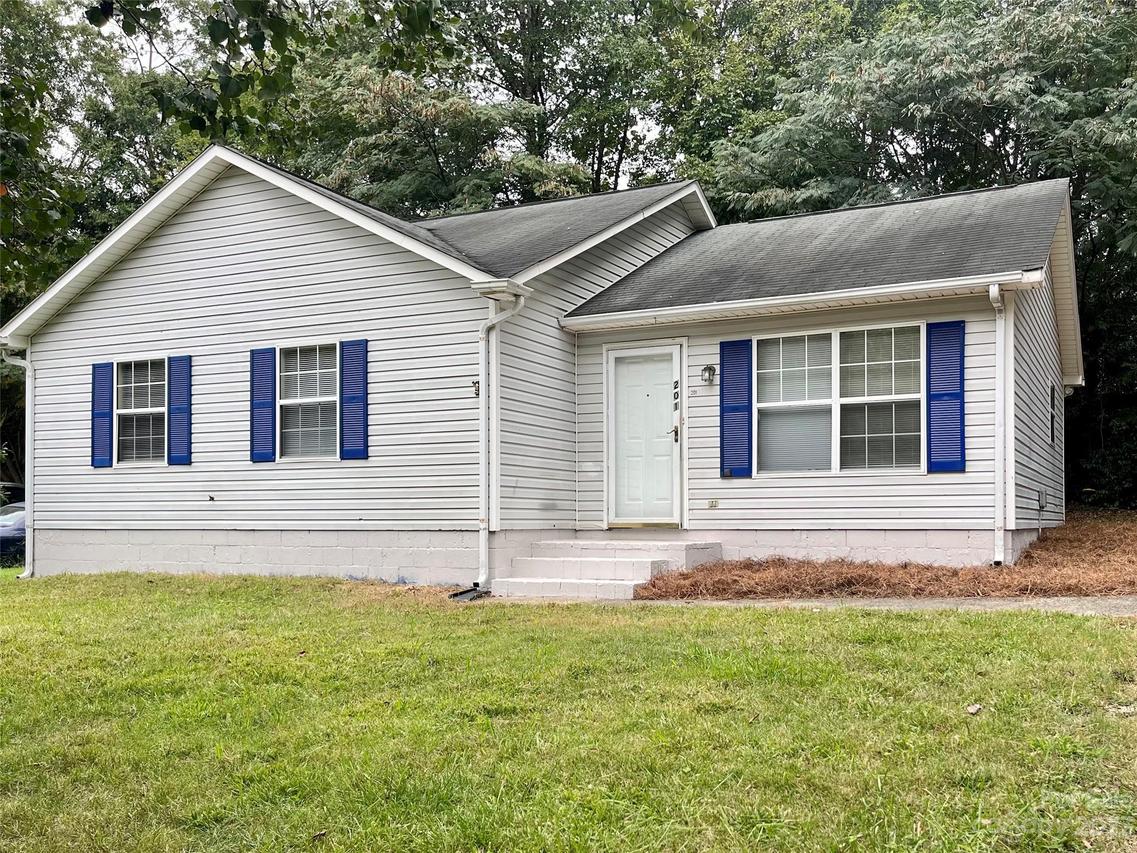 201 Ventner Ct., Charlotte, NC 28214