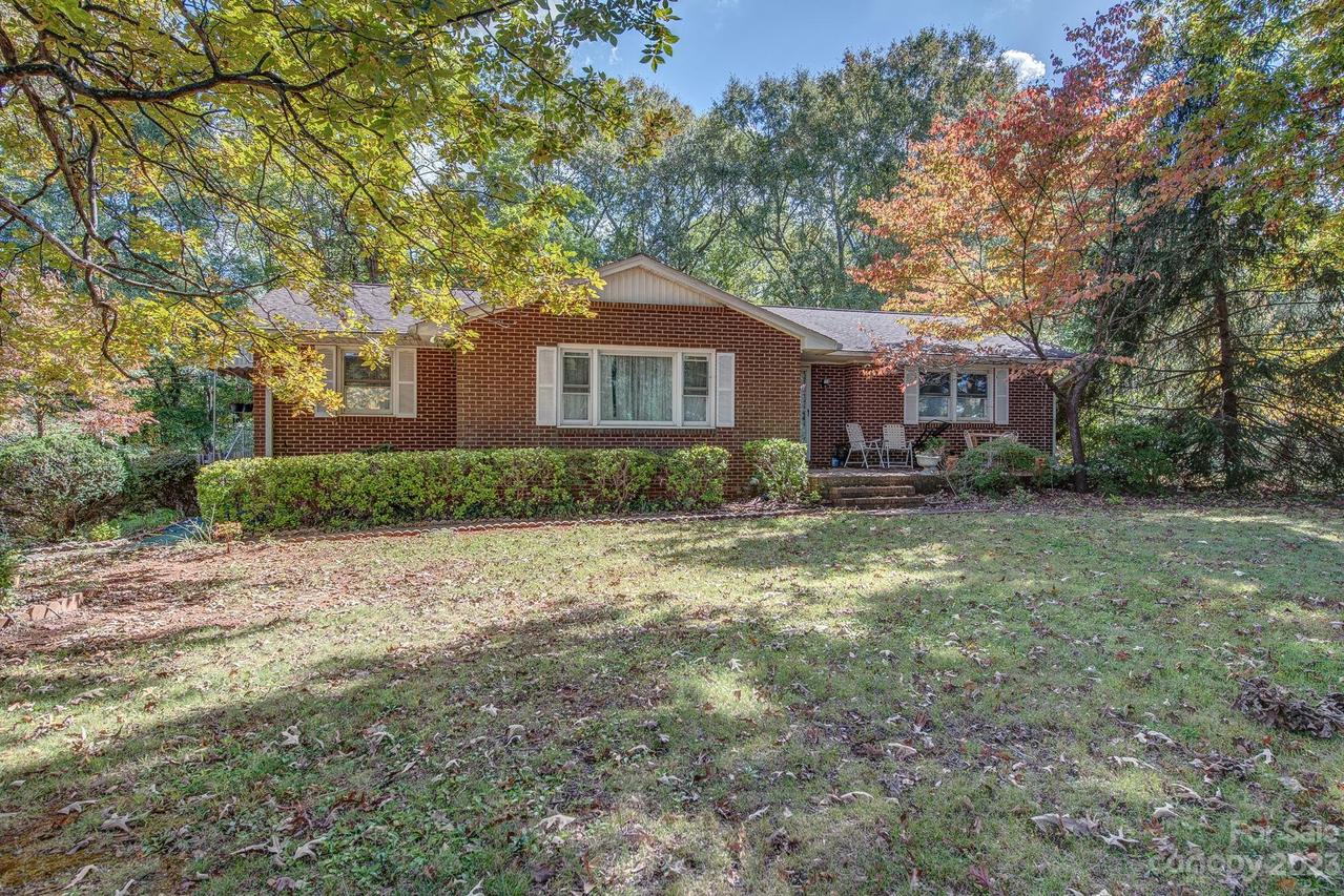 4135 Mountain View St., Gastonia, NC 28056