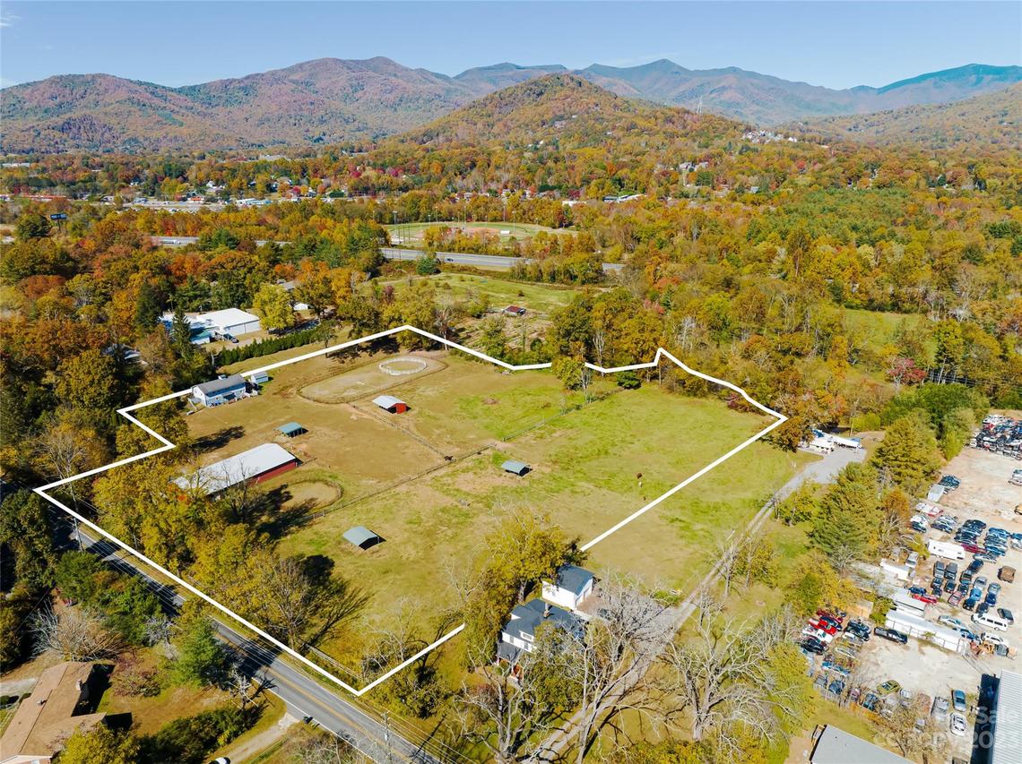 500 Blue Ridge Rd., Black Mountain, NC 28711