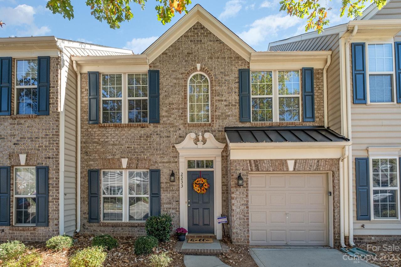 2233 Whitford Ln., Charlotte, NC 28210
