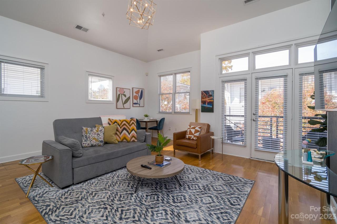 685 Alexander St., Charlotte, NC 28202