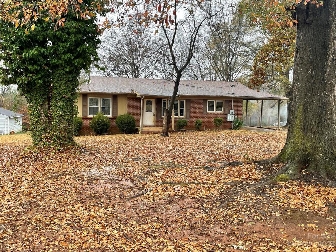 640 Summerow Rd., Stanley, NC 28164
