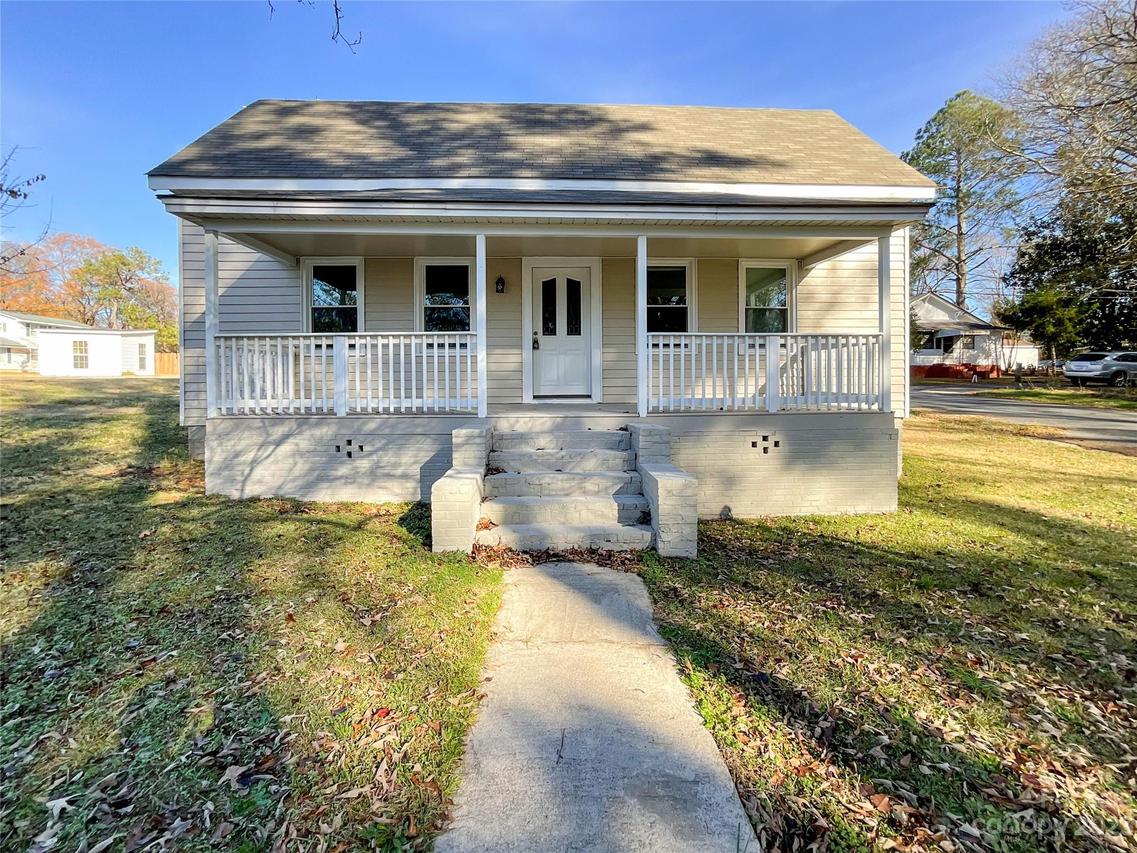 100 Lear St., Cordova, NC 28330