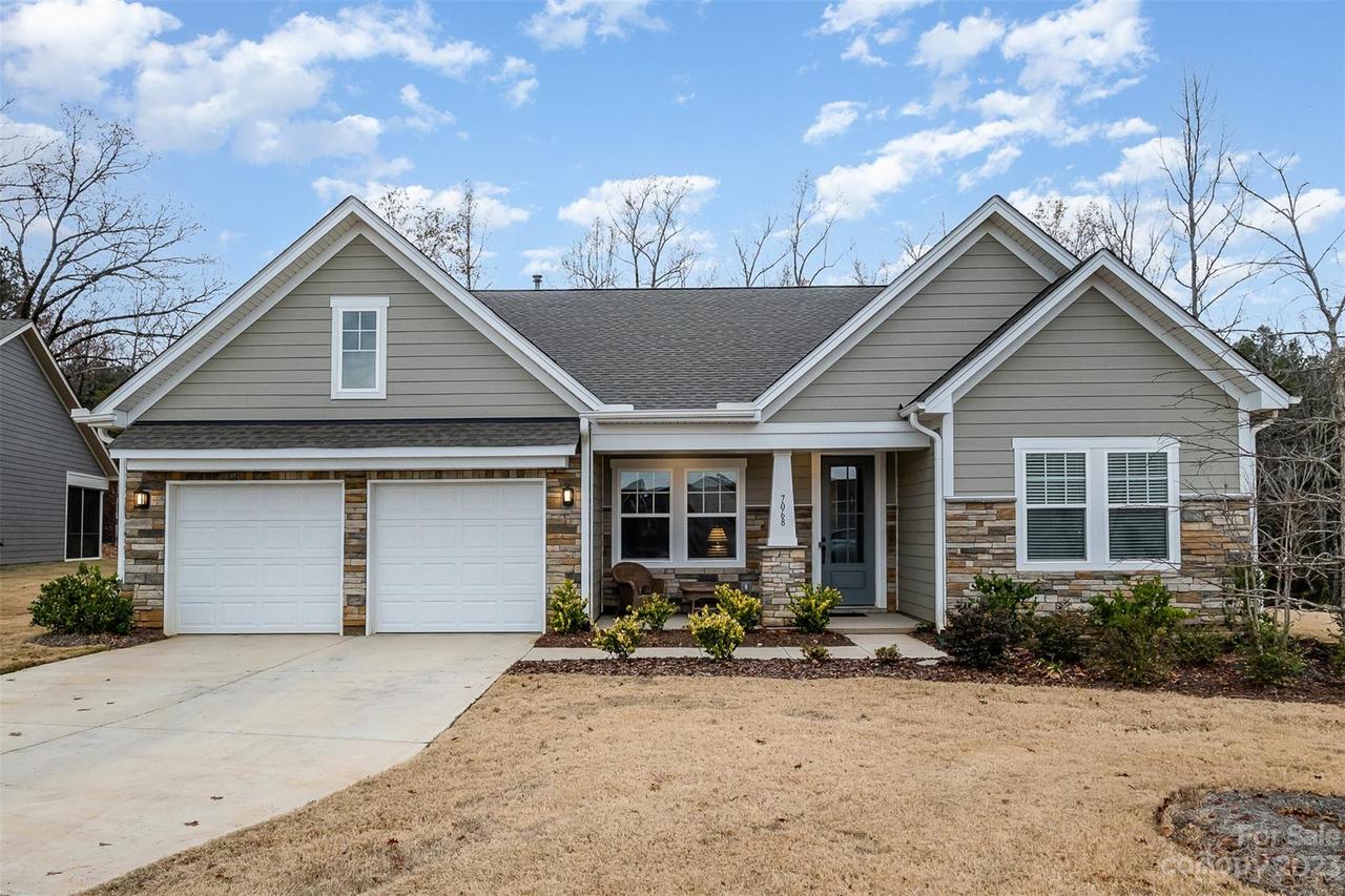 7068 Kingfisher Way, Belmont, NC 28012