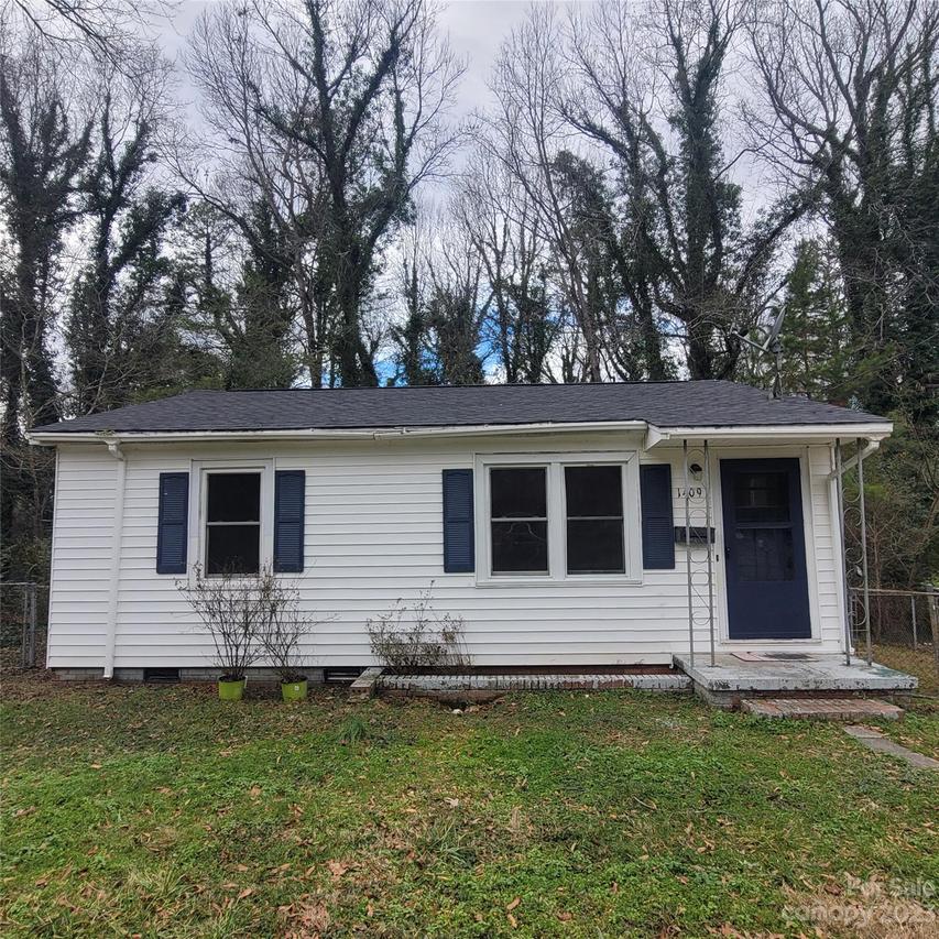 1409 Mara Ave., Gastonia, NC 28052