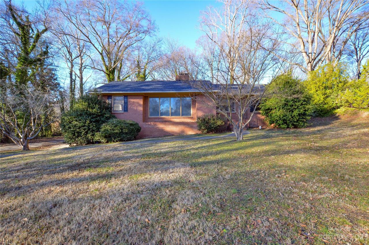 258 Enwood Dr., Charlotte, NC 28214