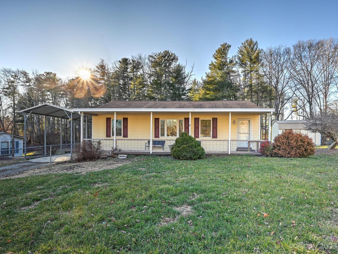 67 Poteat Street Extension, Fletcher, NC 28732
