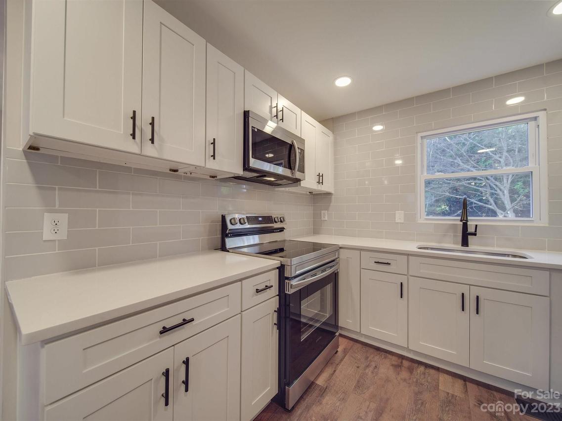 8709 Nightingale Ln., Charlotte, NC 28226
