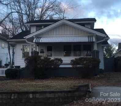 32 Majestic Ave., Asheville, NC 28806