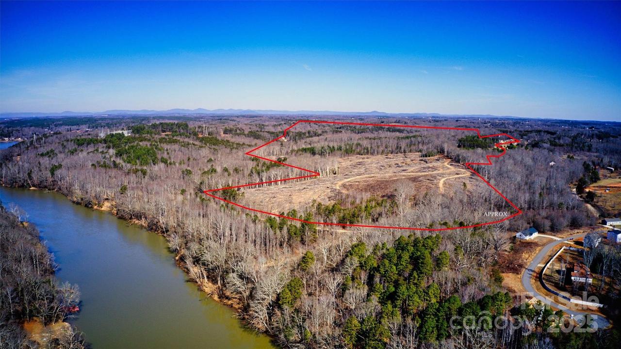 160 Sharpe Farm Dr., Statesville, NC 28625