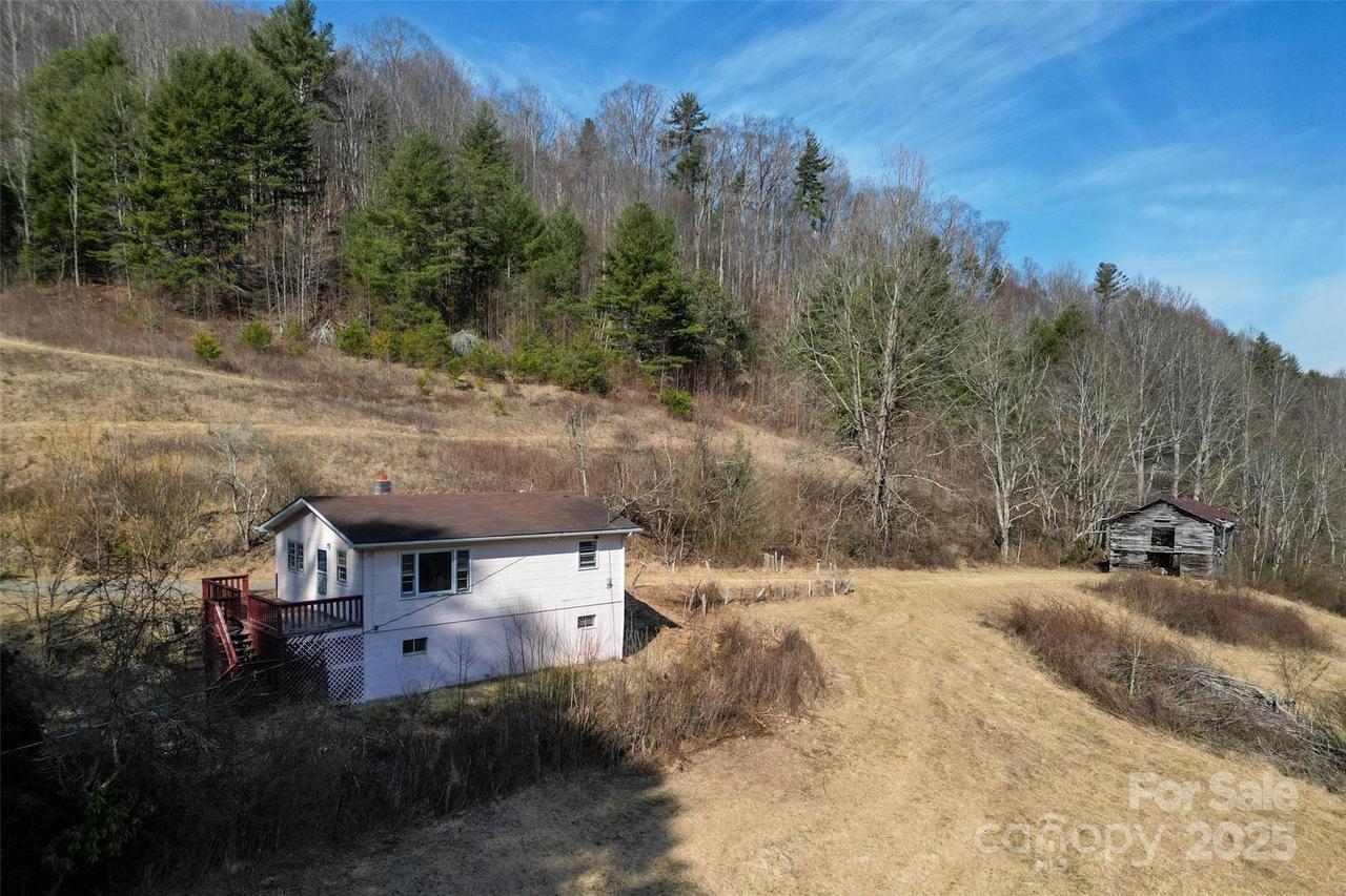 10999 Rush Fork Rd., Clyde, NC 28721