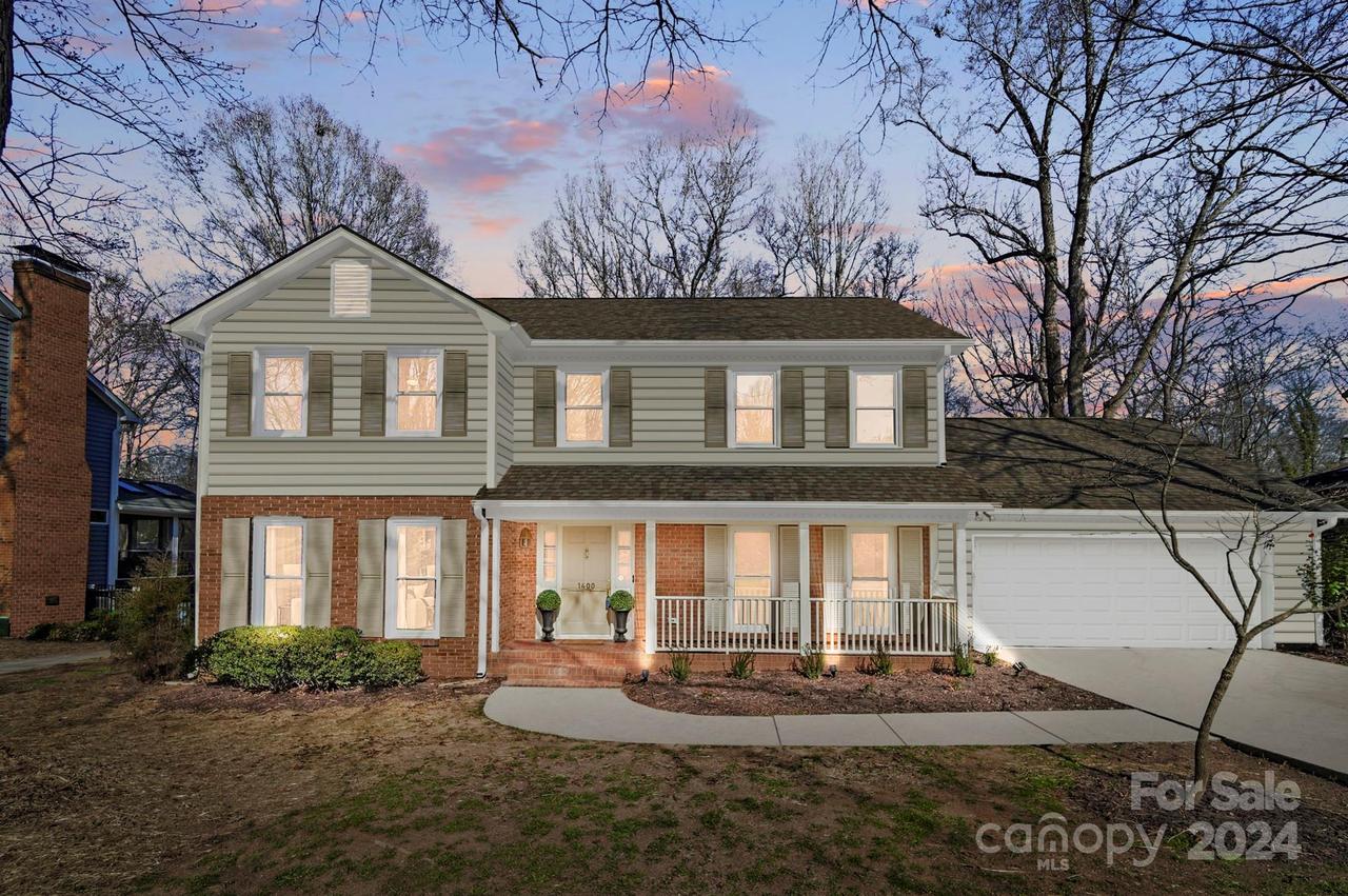 1400 Piccadilly Dr., Charlotte, NC 28211