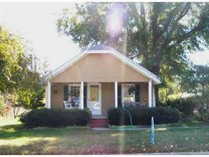 809 Pine St., Mooresville, NC 28115