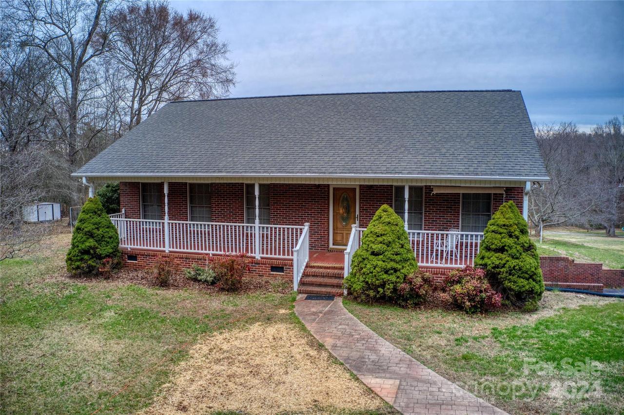 125 Hall Rd., Gastonia, NC 28056