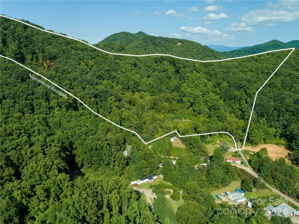 58 Grooms Rd., Candler, NC 28715