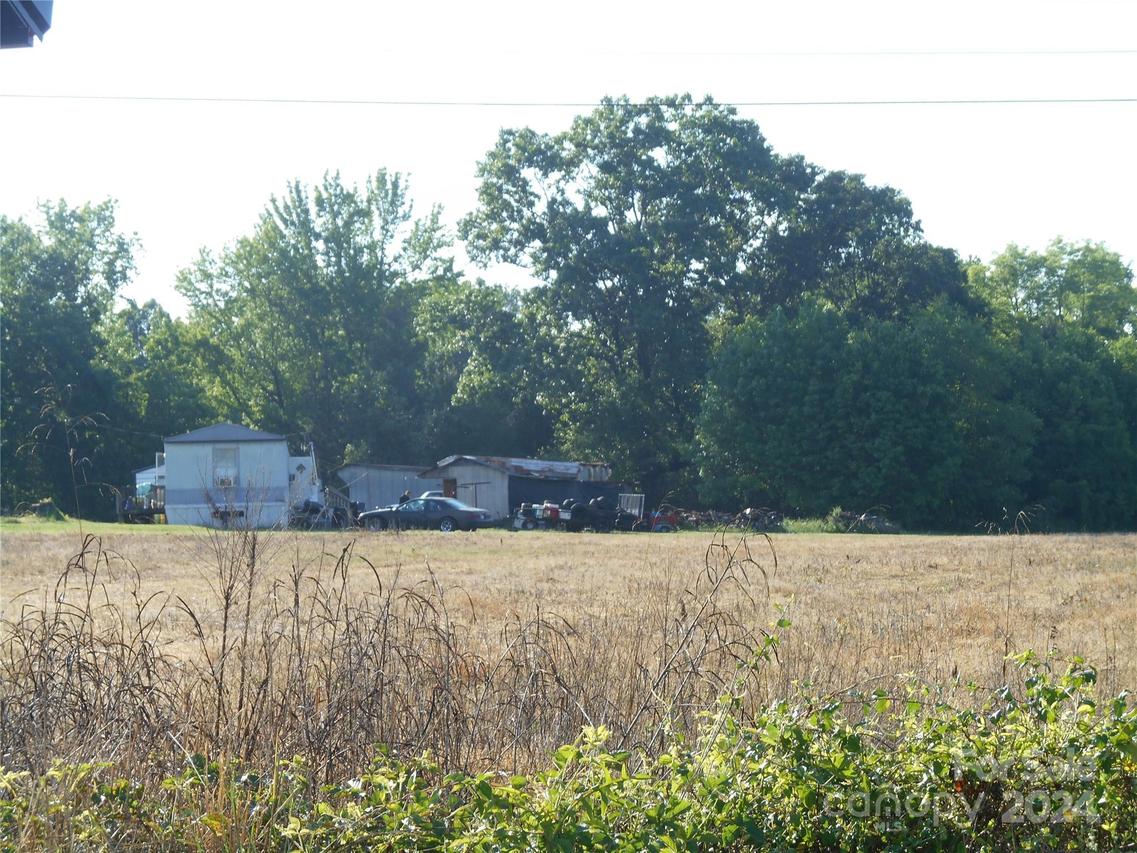 219 Northbrook Iii School Rd., Vale, NC 28168