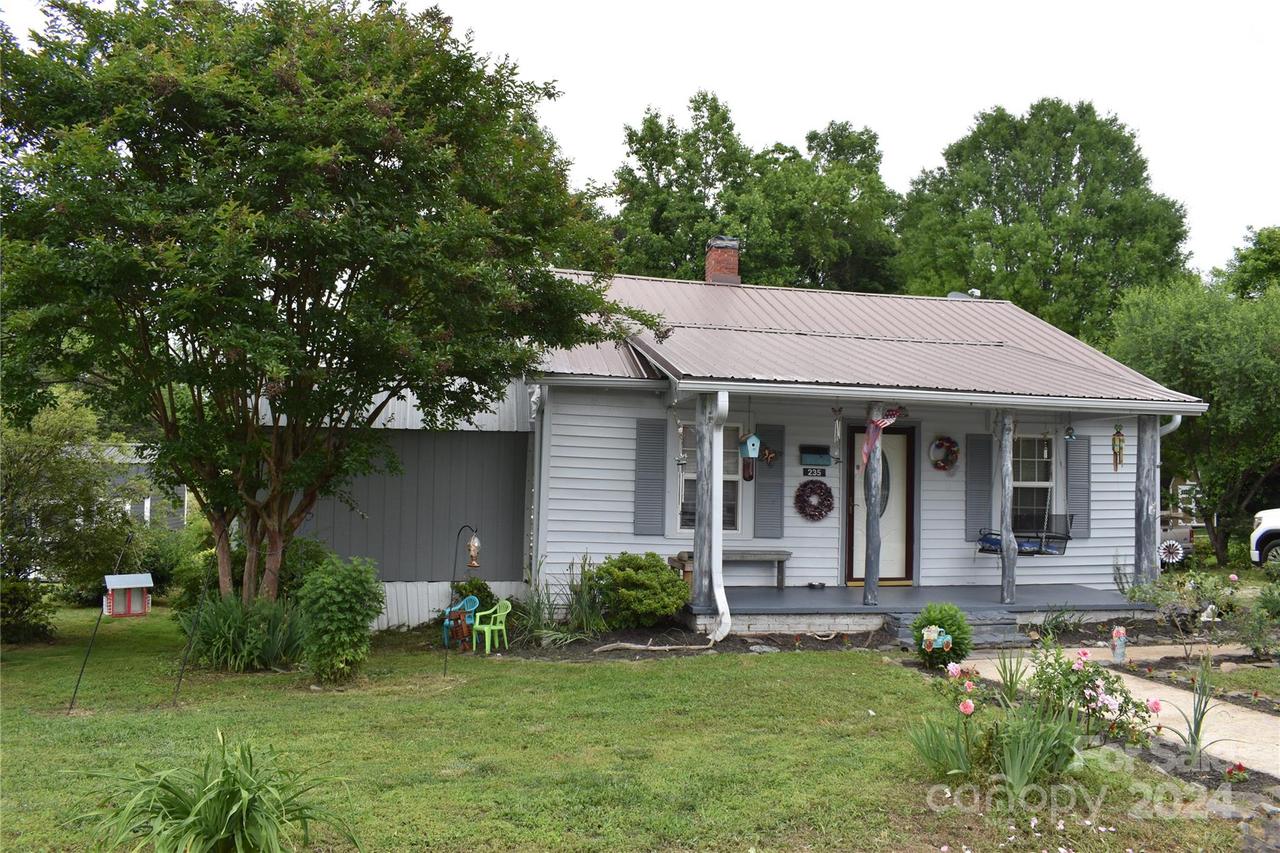 235 School St., Marion, NC 28752