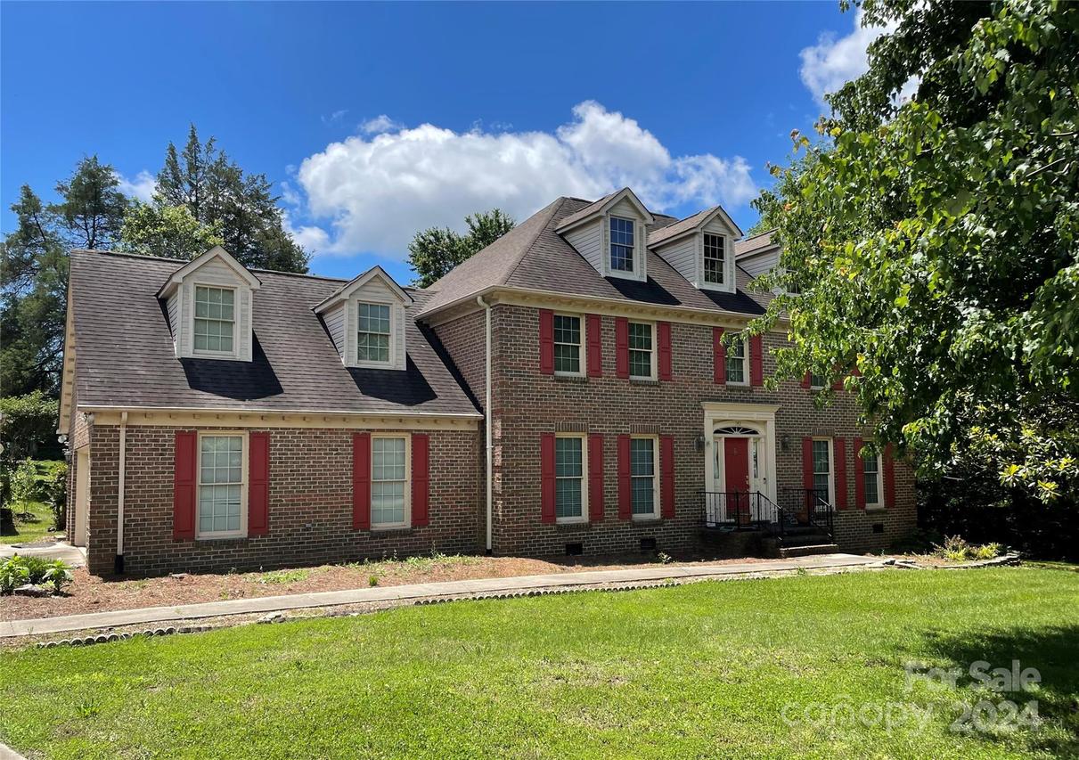 143 Old Squaw Rd., Mooresville, NC 28117