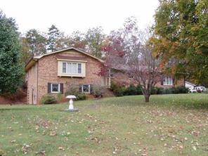 3795 Walker Rd., Maiden, NC 28650