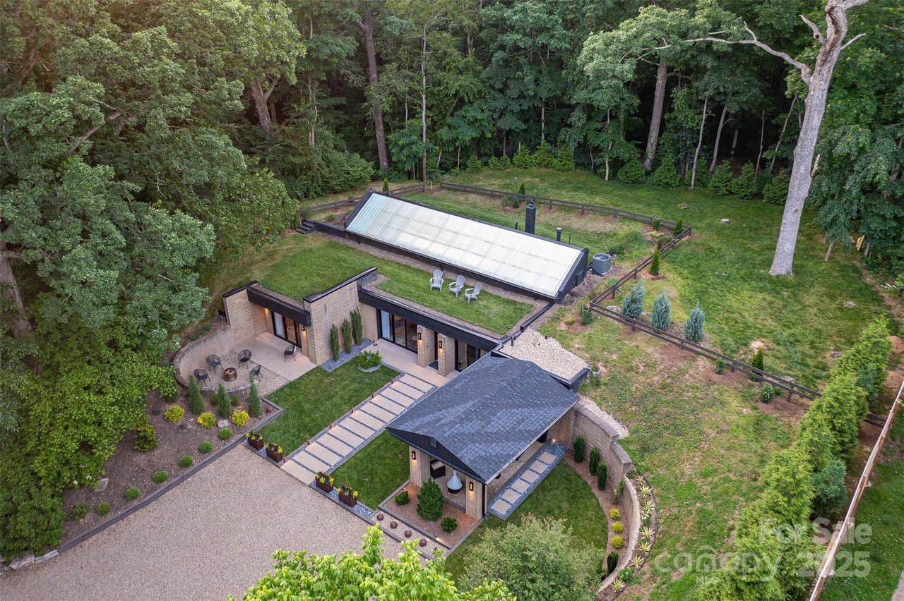 46 Dortch Ave., Asheville, NC 28801