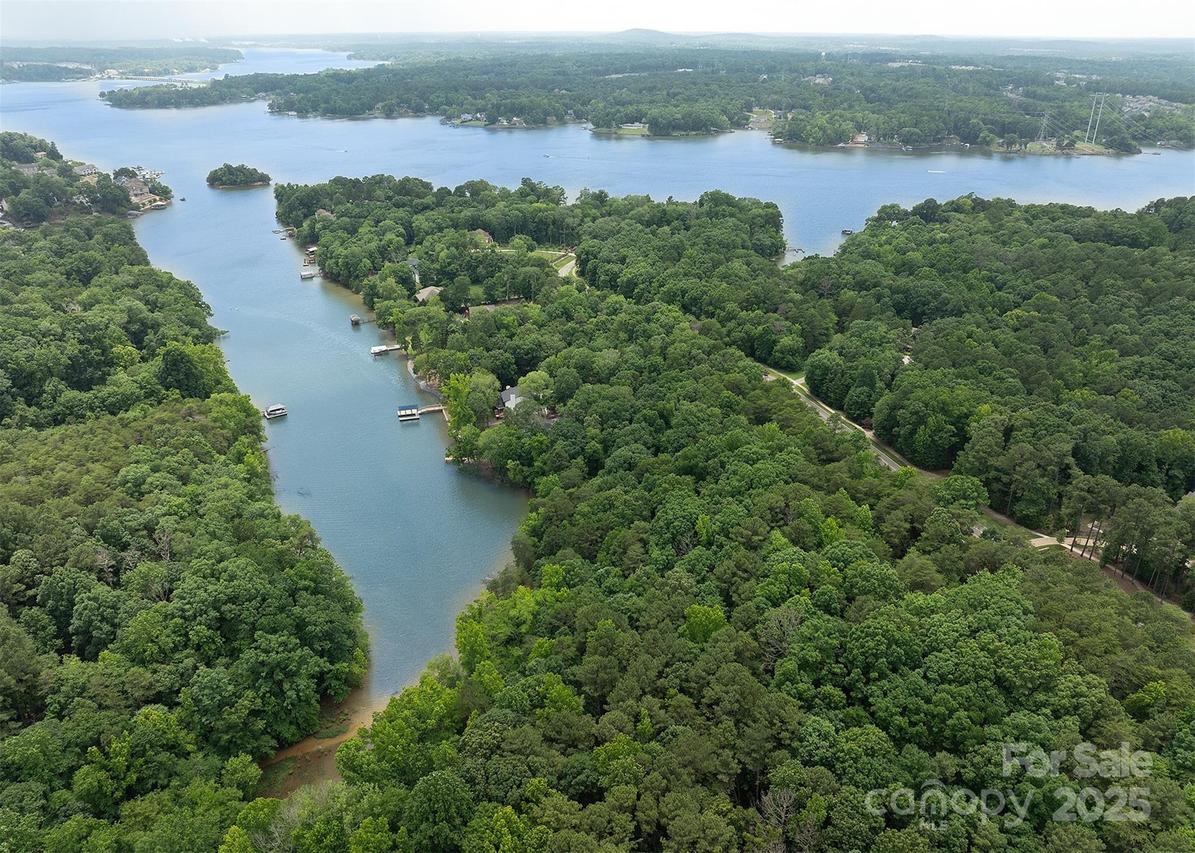 8930 Island Point Rd. #117, Charlotte, NC 28278