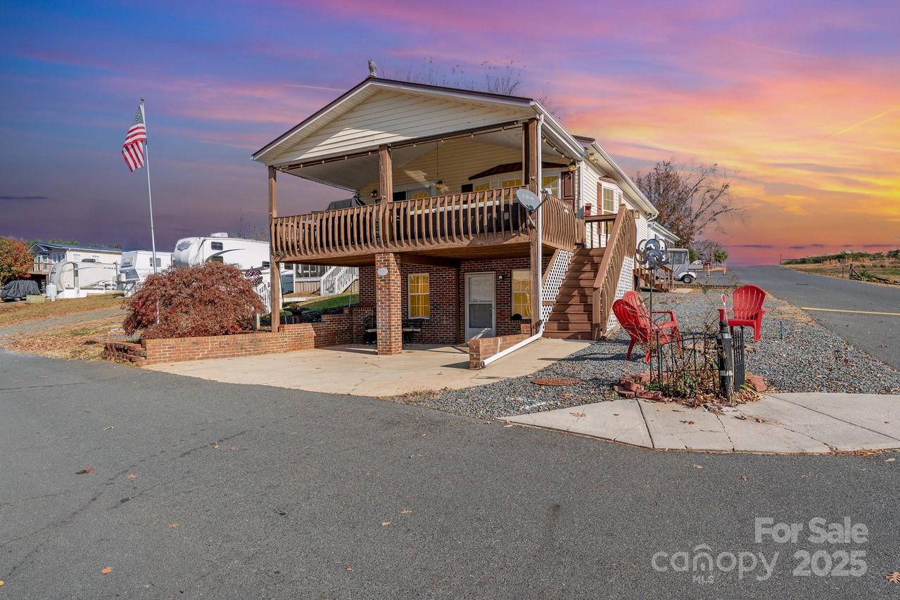 231 Badin View Rd., New London, NC 28127