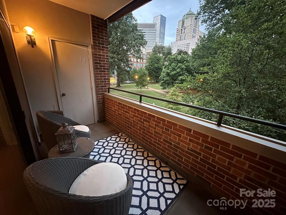 224 N Poplar St. #15, Charlotte, NC 28202
