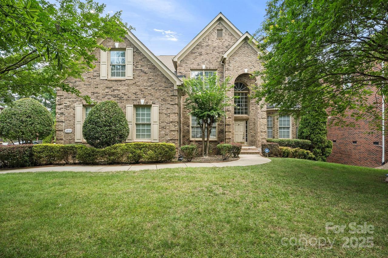 1033 Woodhall Dr., Huntersville, NC 28078