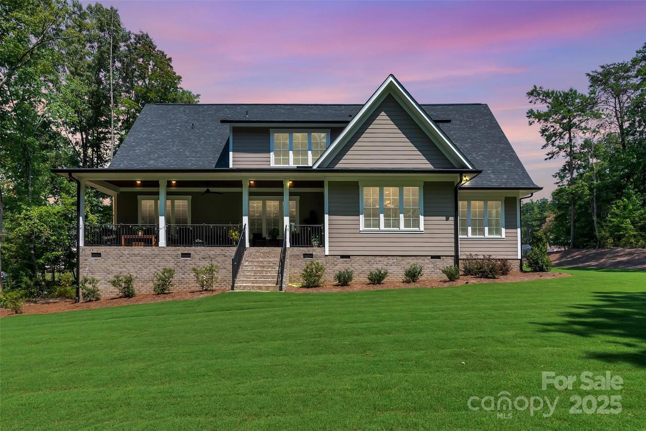859 Irish Creek Dr., Landis, NC 28088