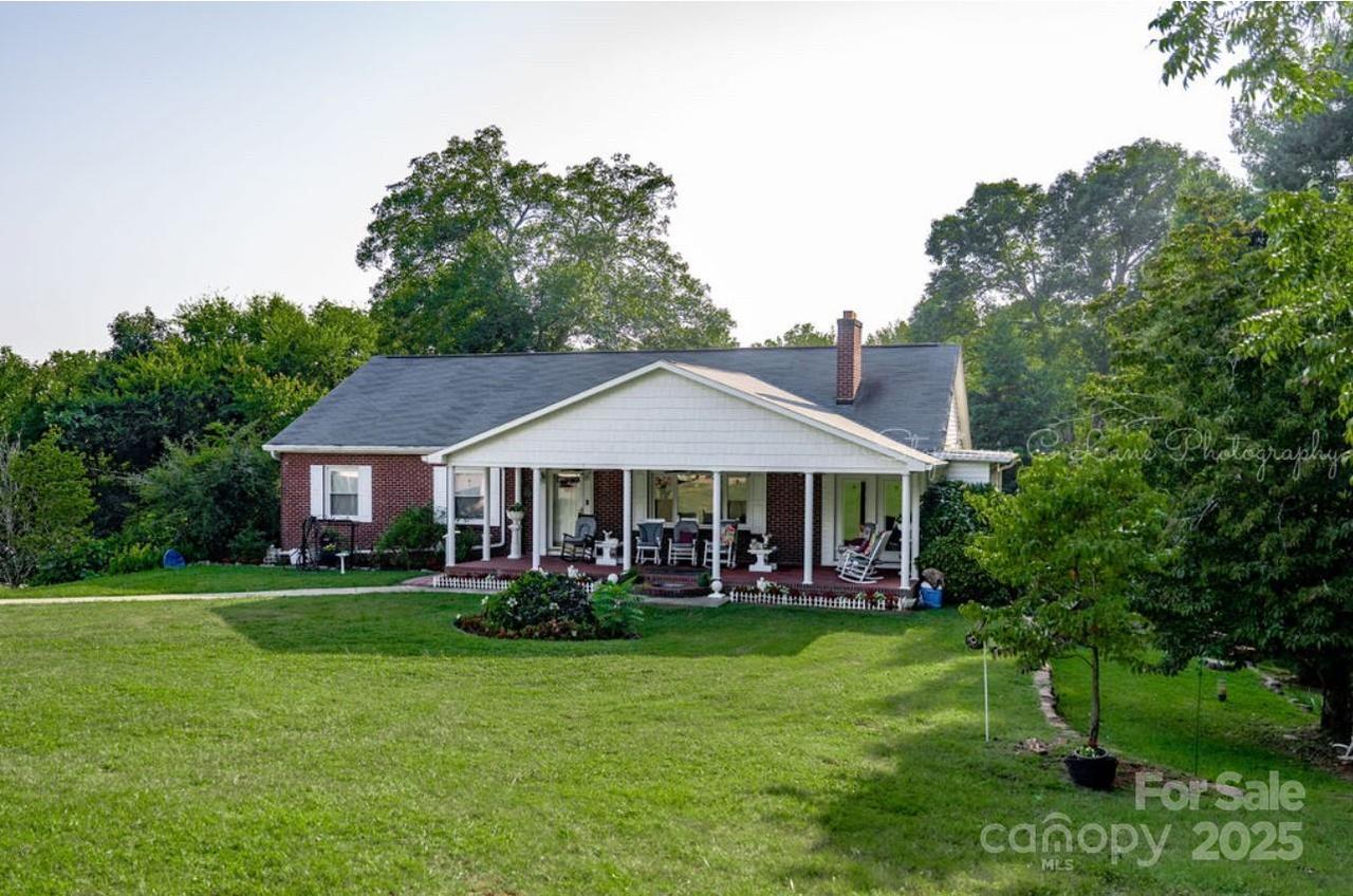 3021 Davis Park Rd., Gastonia, NC 28052