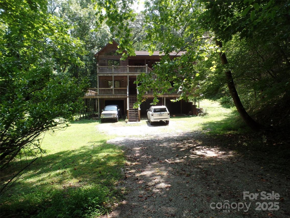 721 Kuenzel Eller Dr., Millers Creek, NC 28651
