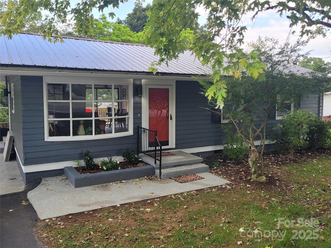 482 Gorman Bridge Rd., Asheville, NC 28806