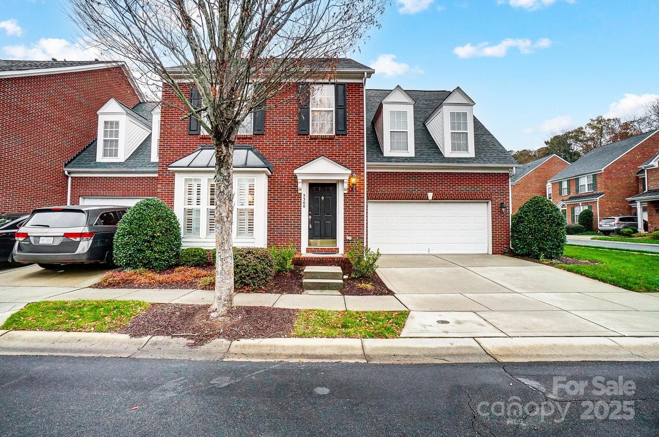 5300 Berkeley Pines Ln., Charlotte, NC 28277