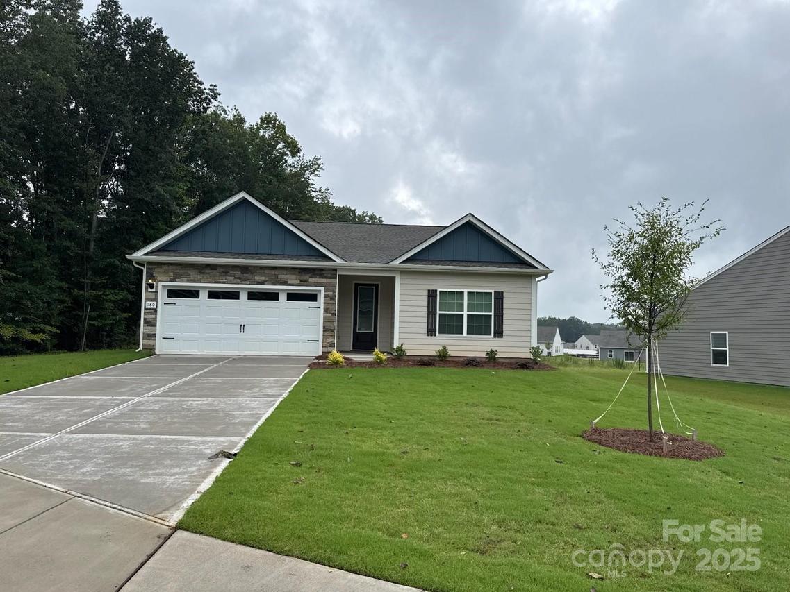 180 Wembury Ln., Troutman, NC 28166