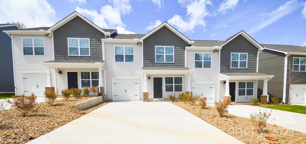 22 Cain Hollow Way, Asheville, NC 28806