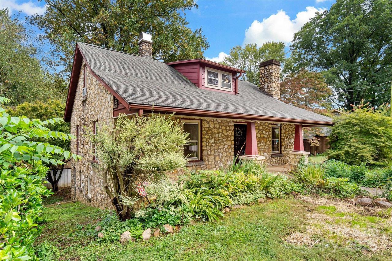 177 Salisbury Ave., Old Fort, NC 28762