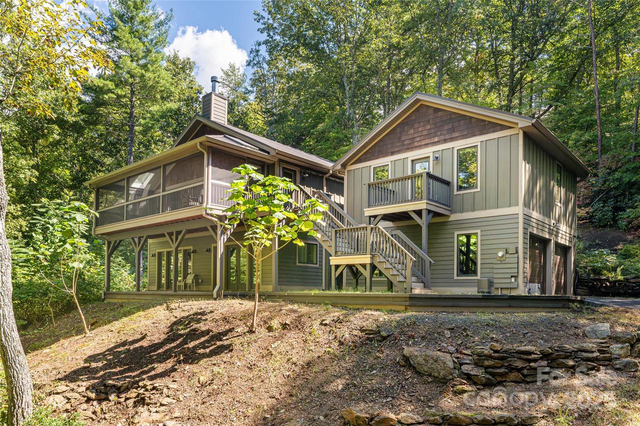 111 Eastmoor Dr., Asheville, NC 28805