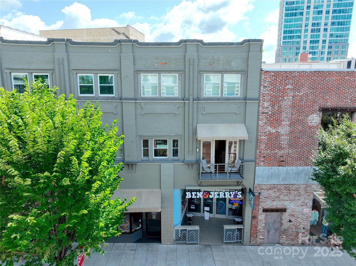 21 Haywood St. #2B, Asheville, NC 28801