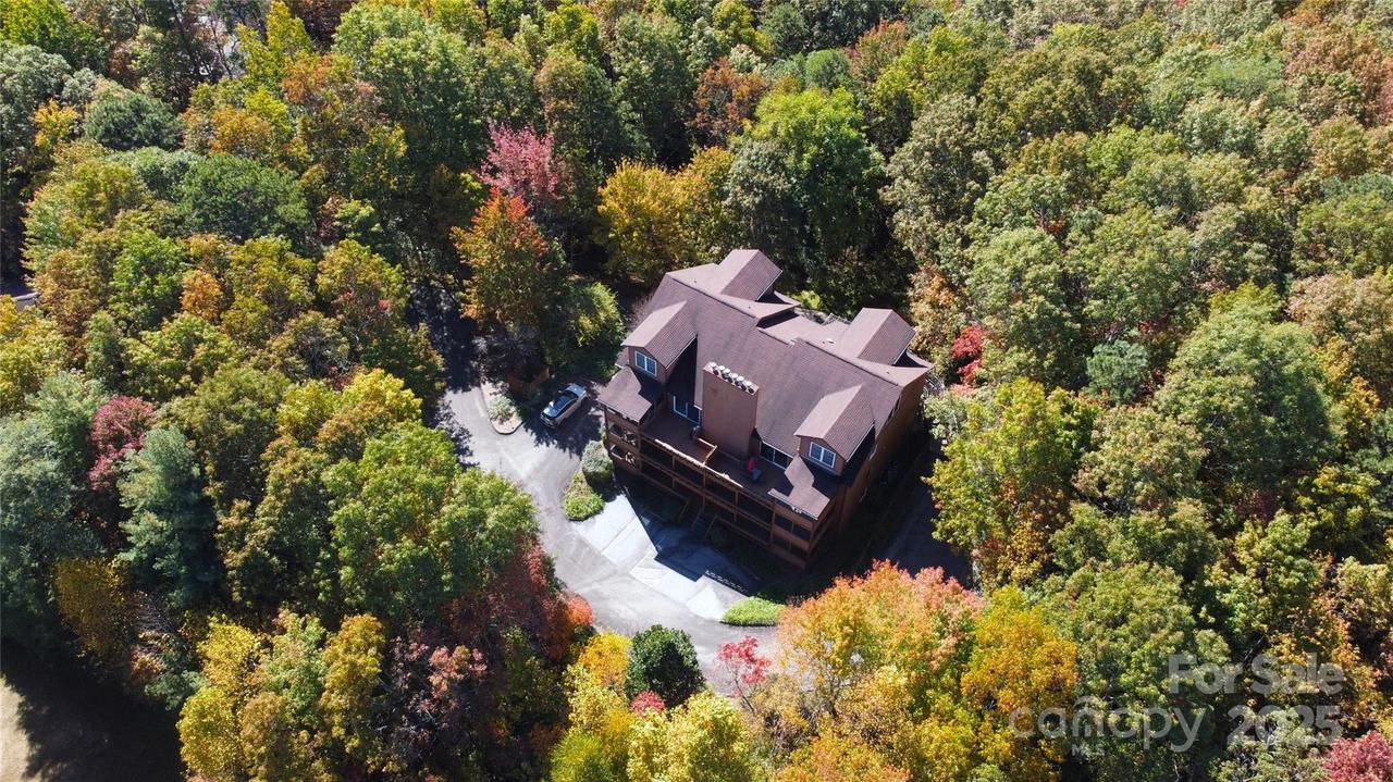 157 Toxaway Views Dr. #802, Lake Toxaway, NC 28747