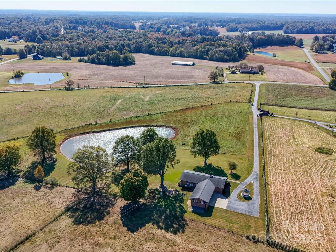 2406 Faulks Church Rd., Wingate, NC 28174