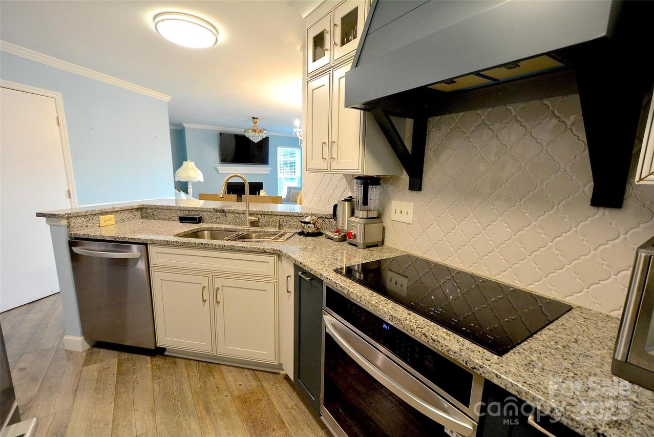 18867 Vineyard Point Ln., Cornelius, NC 28031