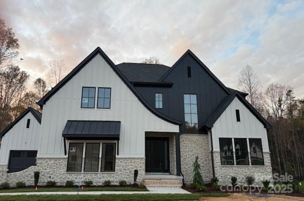 136 Castleview Ln., Mooresville, NC 28115