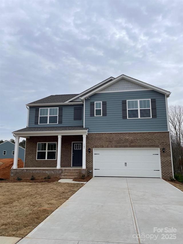 107 Rustling Waters Dr., Mooresville, NC 28117