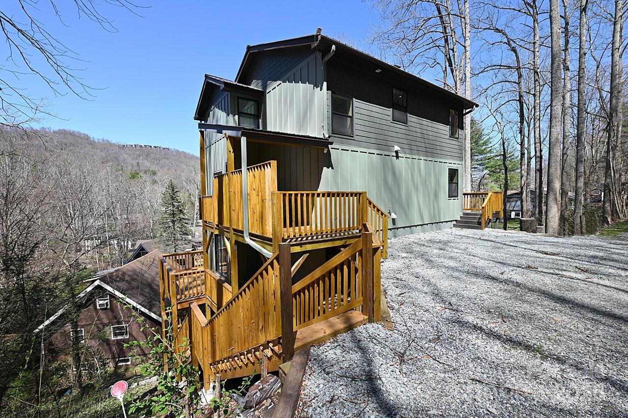 549 Clubhouse Dr., Banner Elk, NC 28604
